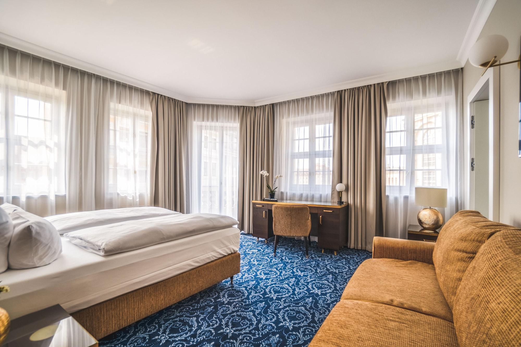 Hotel Suitess 5*